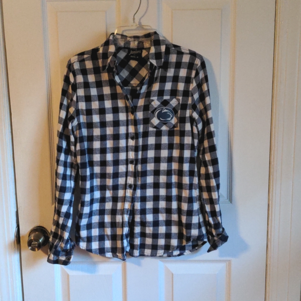 Plaid Penn State button up flannel